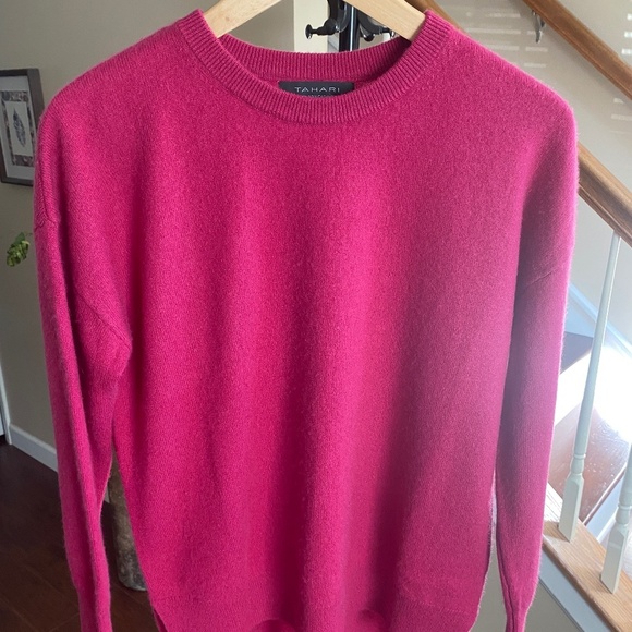 TAHARI 2 Ply Cashmere Red/Magenta Crew Neck Sweater Small - Picture 5 of 12